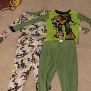 2 ninja turtle pajama sets